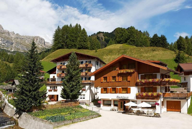 Hotel Genziana Arabba Exteriér fotografie